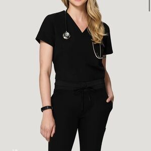 Black Fitted Short Sleeve Tee